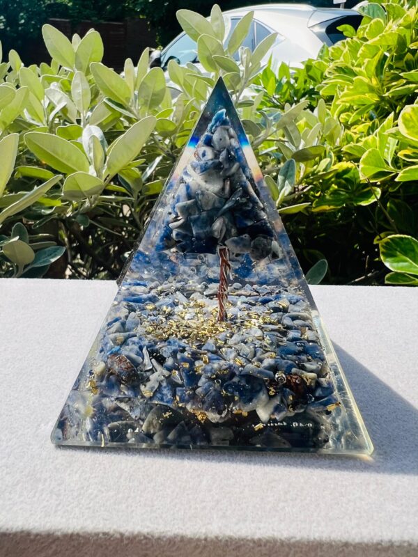 Lapis Lazuli Crystal Orgonite Pyramid