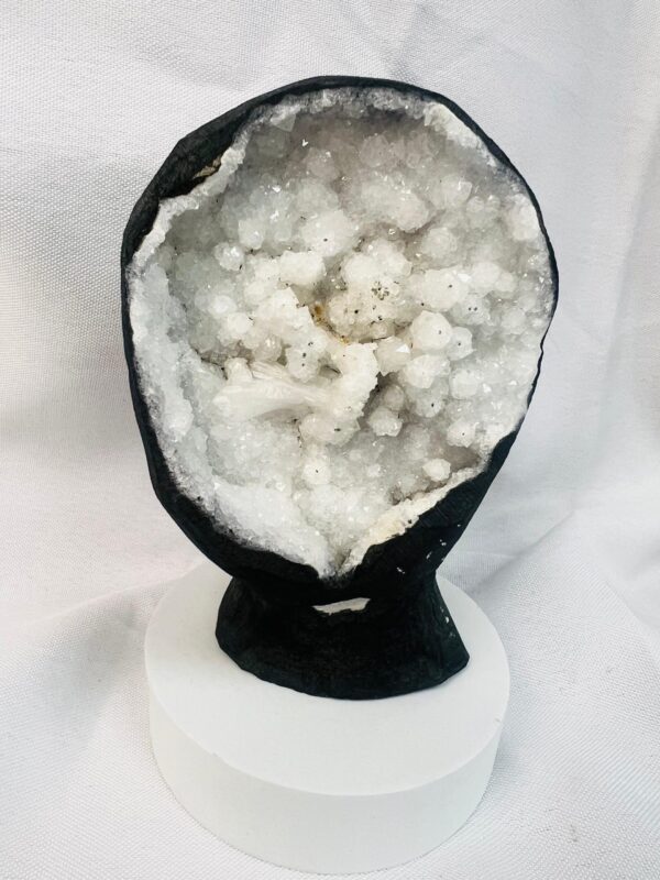 White Apophyllite Geode, Druzy Apophylite , Zeolite Geode