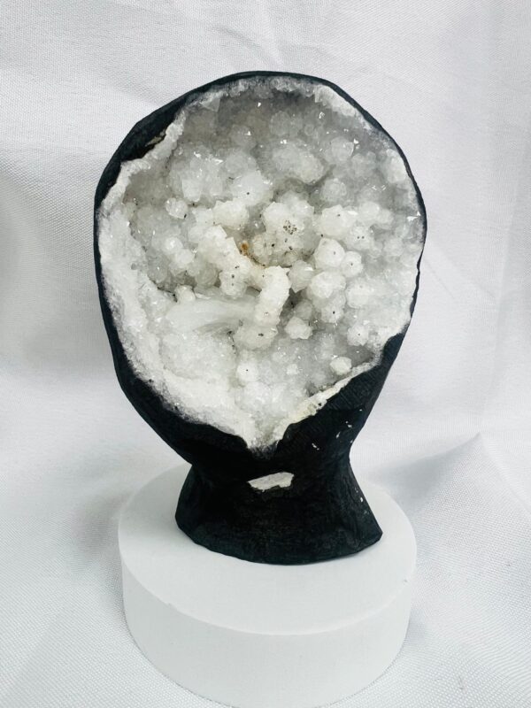White Apophyllite Geode, Druzy Apophylite , Zeolite Geode